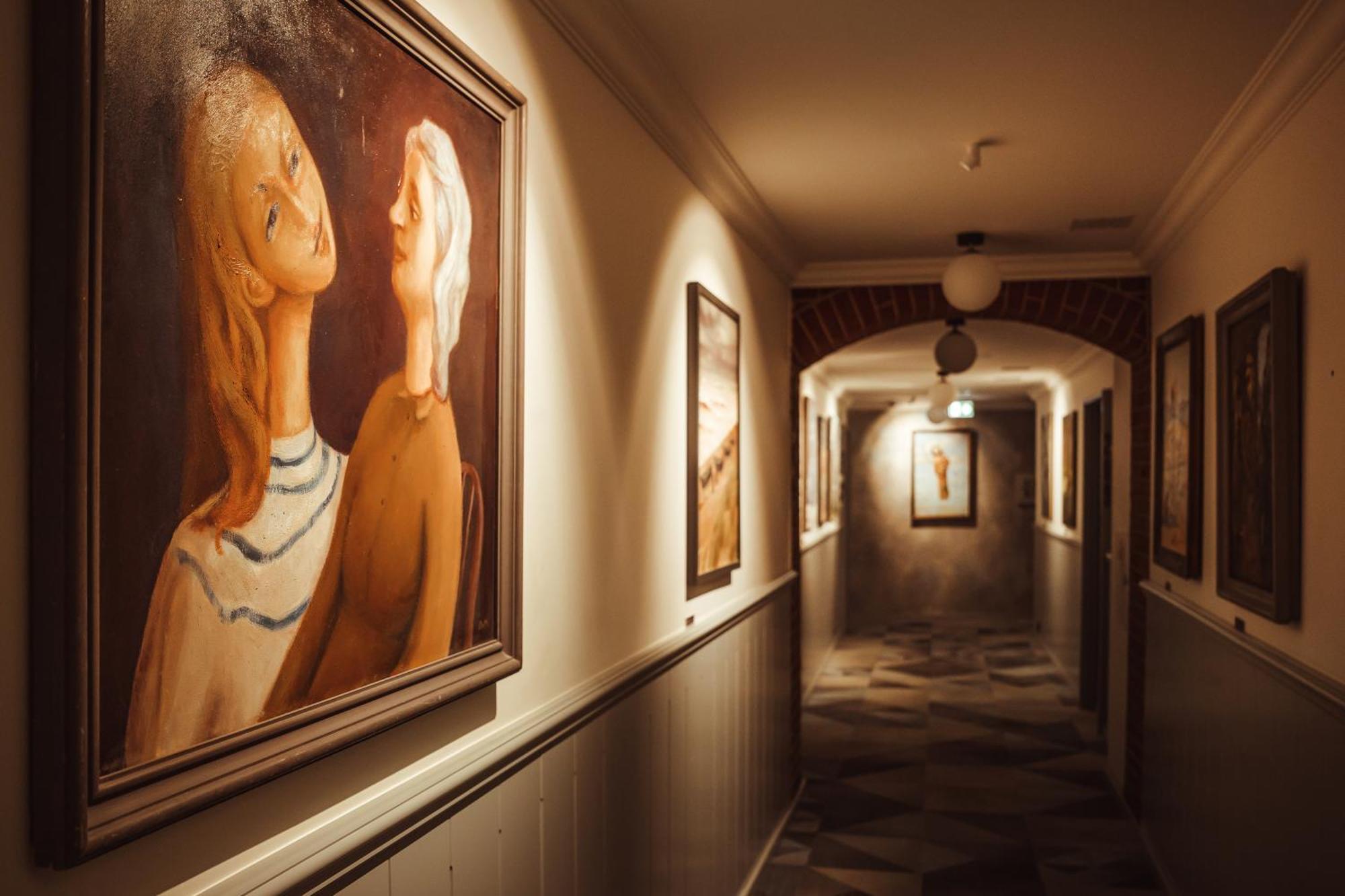 Art Hotel Roma リエパーヤ エクステリア 写真