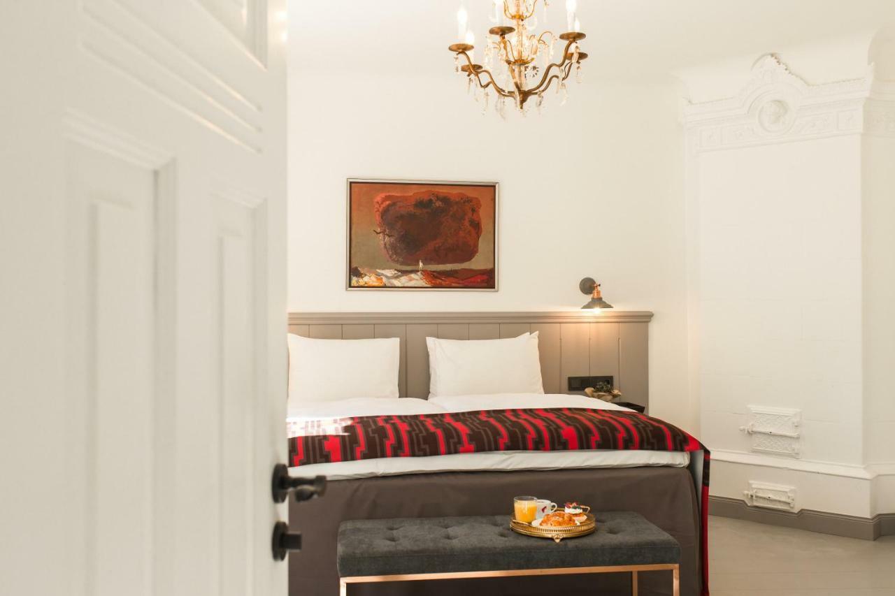 Art Hotel Roma リエパーヤ エクステリア 写真