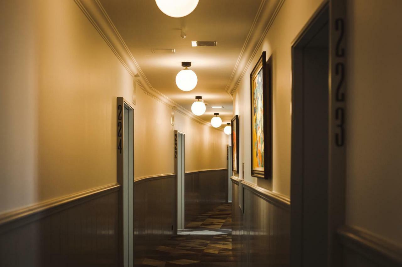 Art Hotel Roma リエパーヤ エクステリア 写真